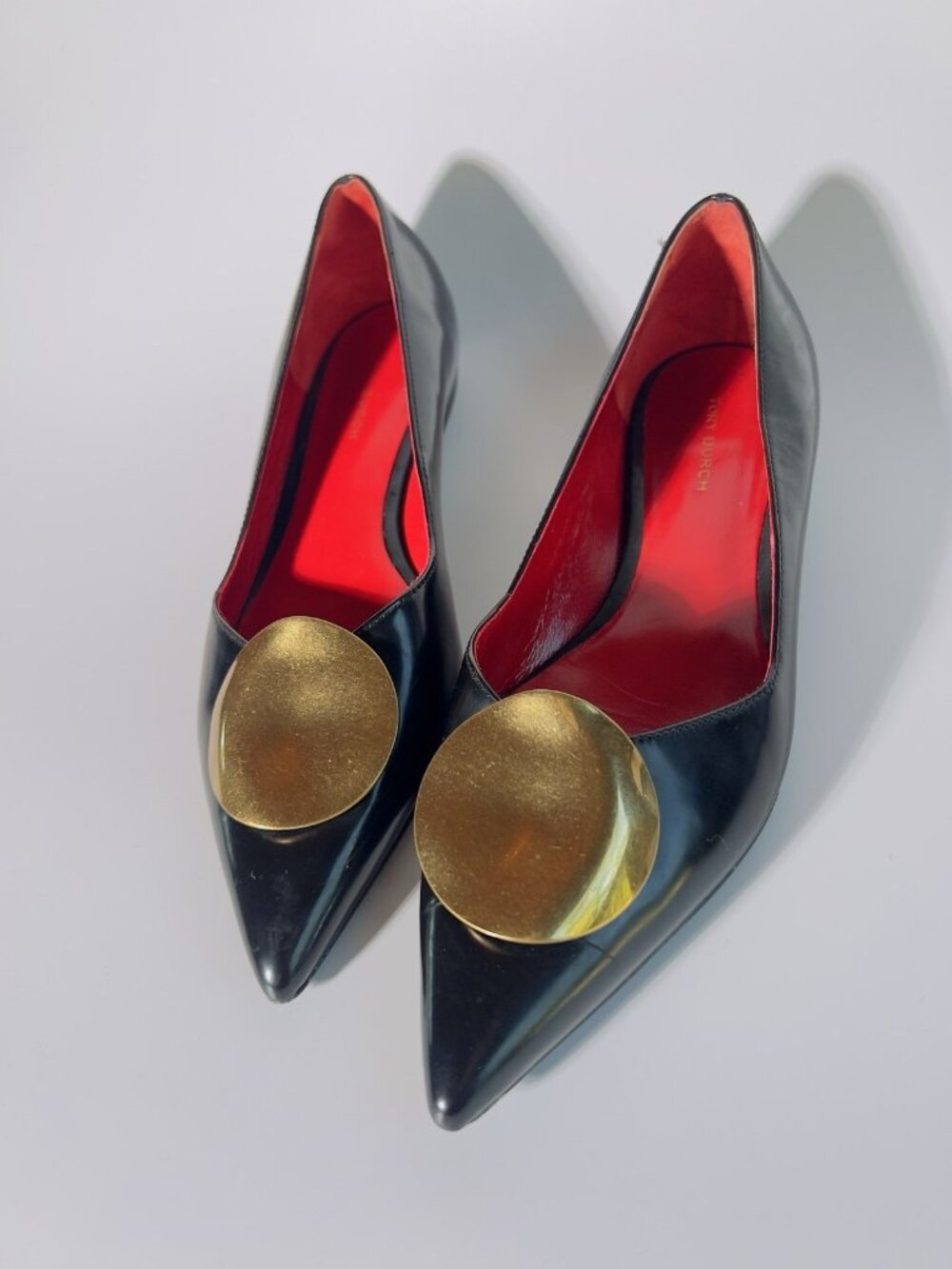 Tory Burch Penelope Pointed Toe Leather Flats Black Gold Size 6.5 - Picture 3 of 13
